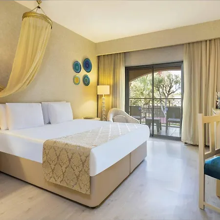 Spice & Resort 5*