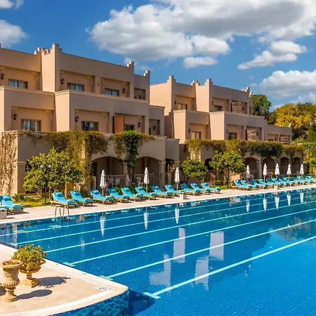 度假村 Spice & 5*