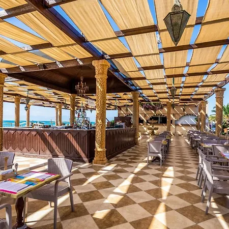 Spice & Θέρετρο Μπέλεκ